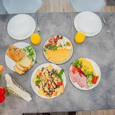 Easy Rent- Metropolitan 2 Free Parking, Hala Globus, 24h Check-in, Zana Lublin