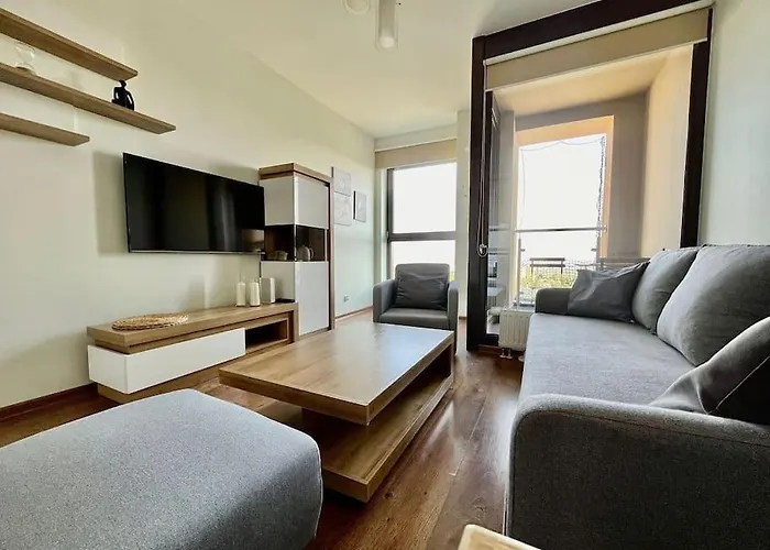 דירה Easy Rent- Metropolitan 2 Free Parking, Hala Globus, 24h Check-in, Zana לובלין