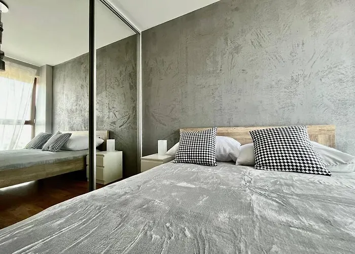 Easy Rent- Metropolitan 2 Free Parking, Hala Globus, 24h Check-in, Zana דירה לובלין